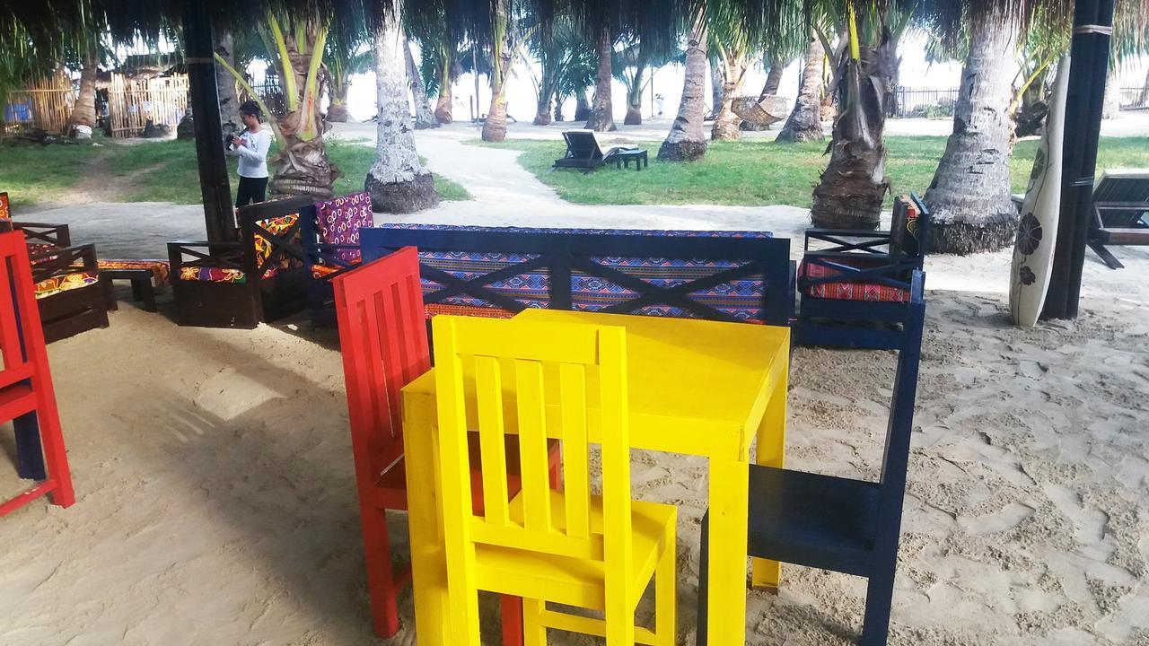Peace & Love Beach Club Roxas  Buitenkant foto
