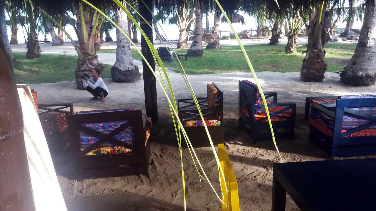Peace & Love Beach Club Roxas  Buitenkant foto