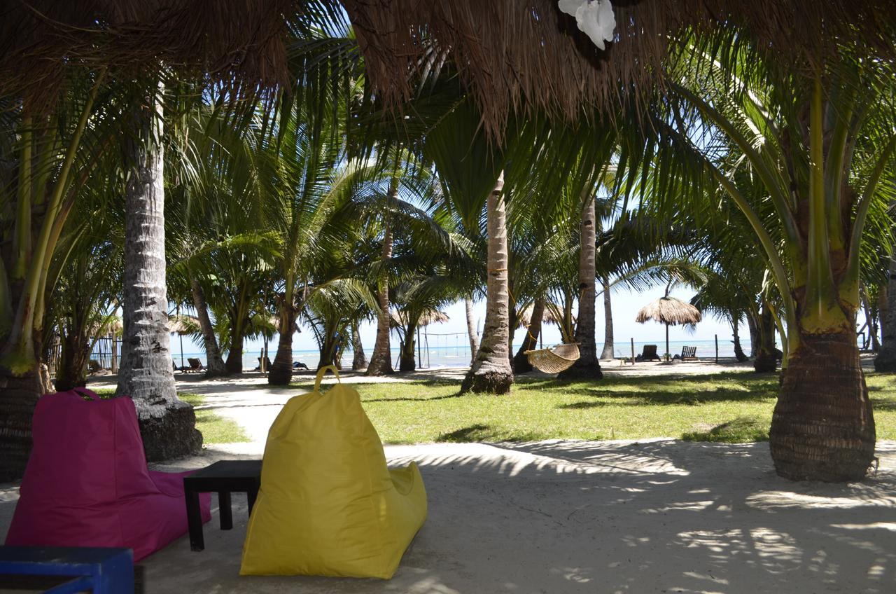 Peace & Love Beach Club Roxas  Buitenkant foto