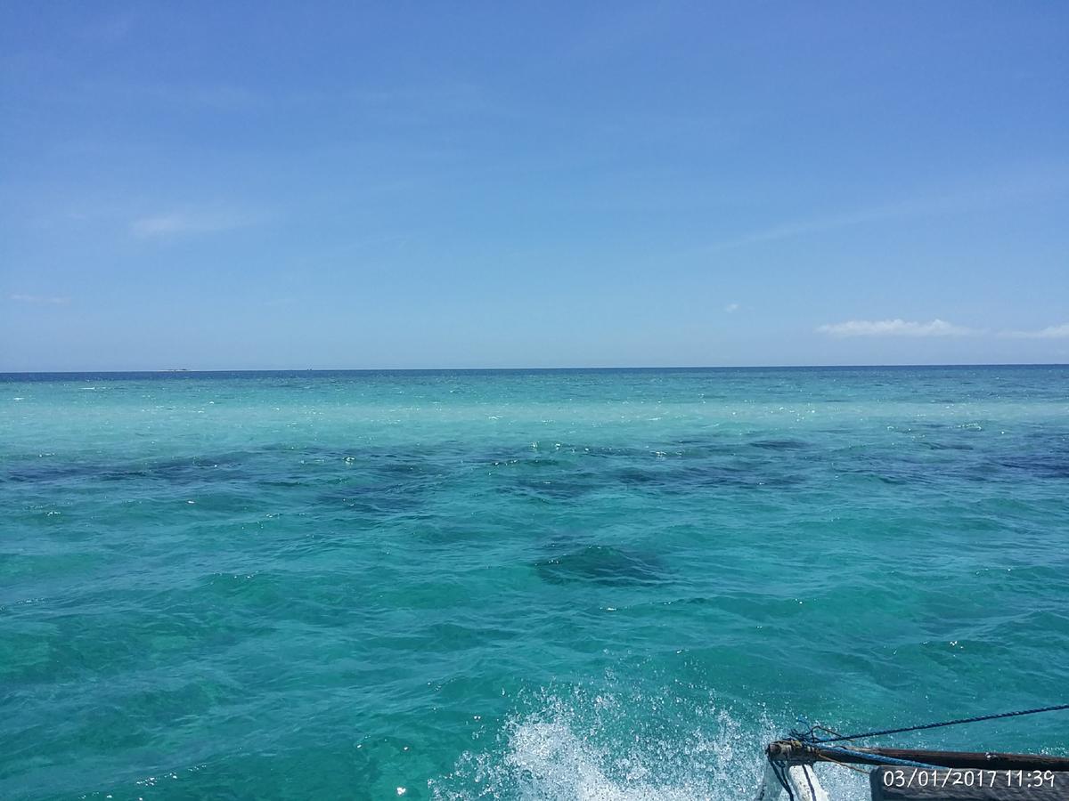 Peace & Love Beach Club Roxas  Buitenkant foto