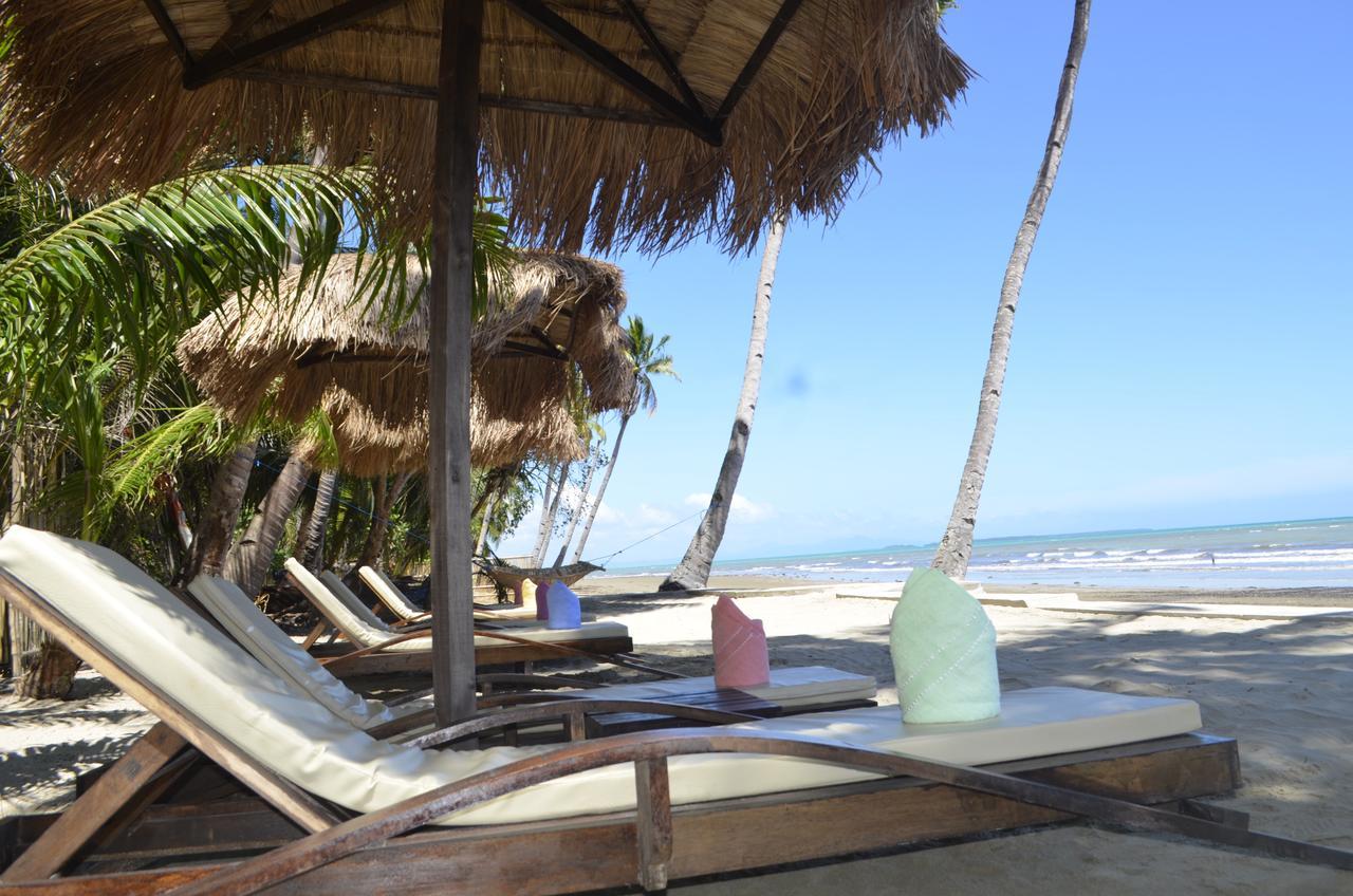 Peace & Love Beach Club Roxas  Buitenkant foto