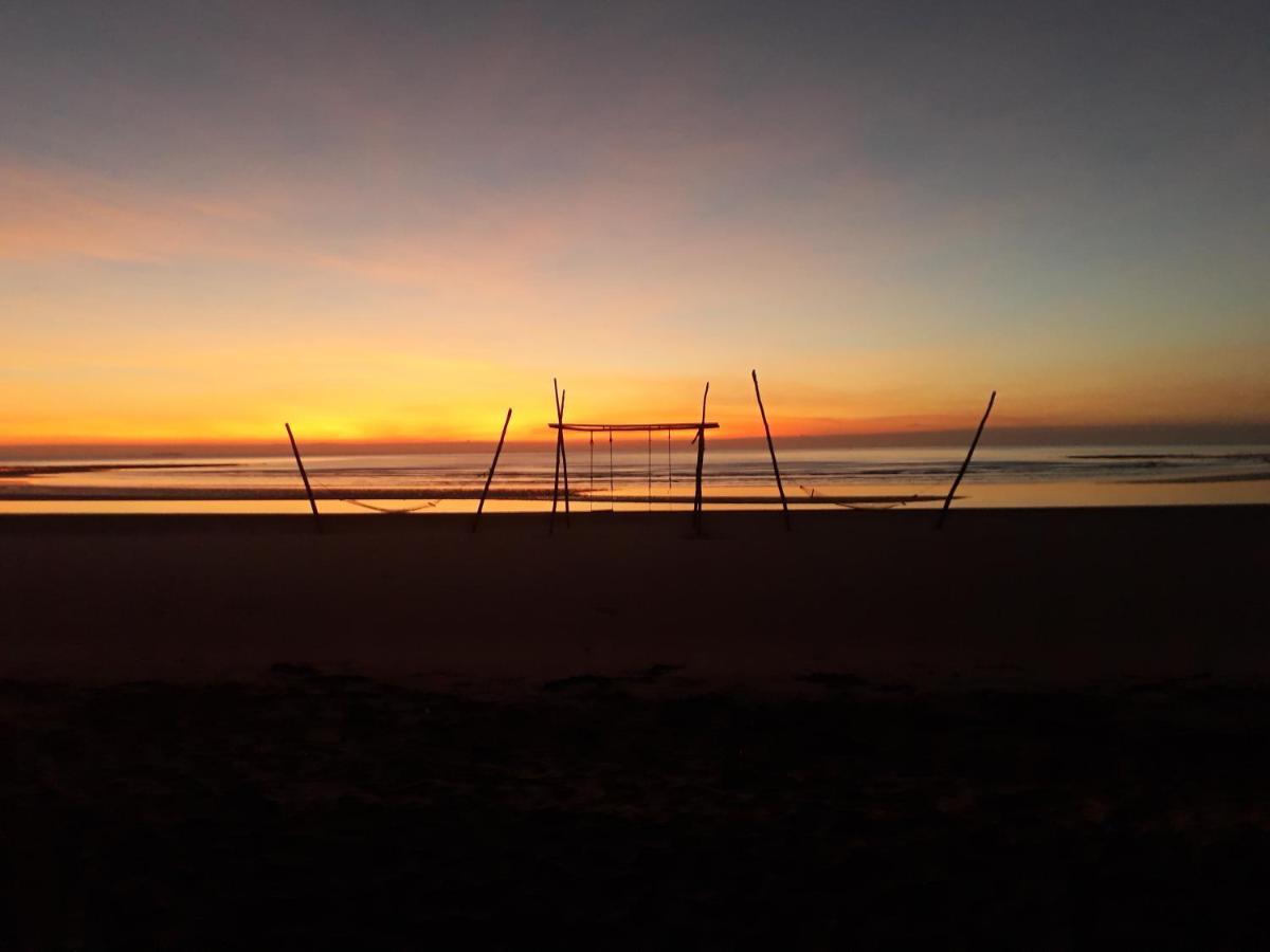 Peace & Love Beach Club Roxas  Buitenkant foto